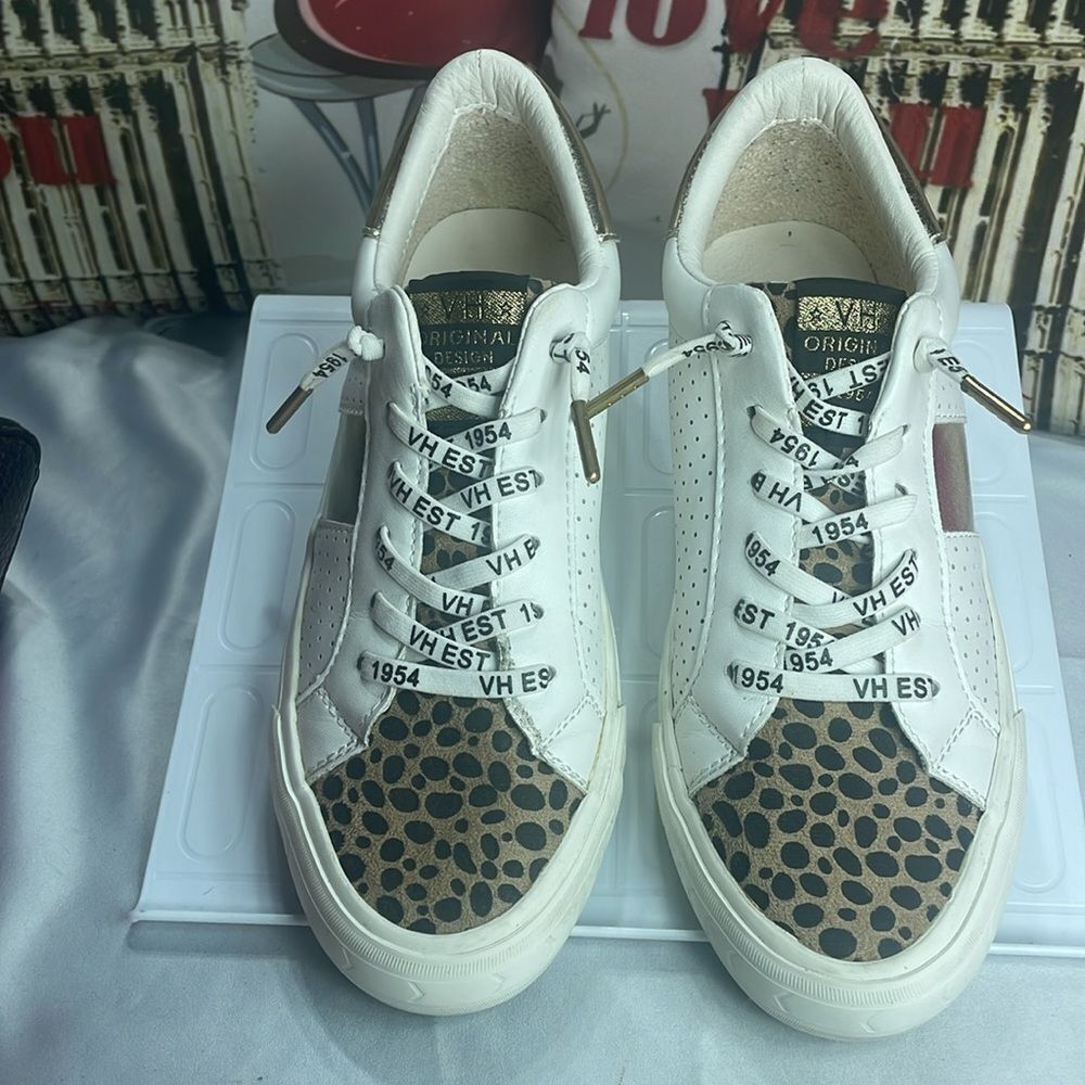 (B2) Havana Dina vintage sneakers with,leopard print and metallic gold, sz 8.5 - Picture 3 of 9
